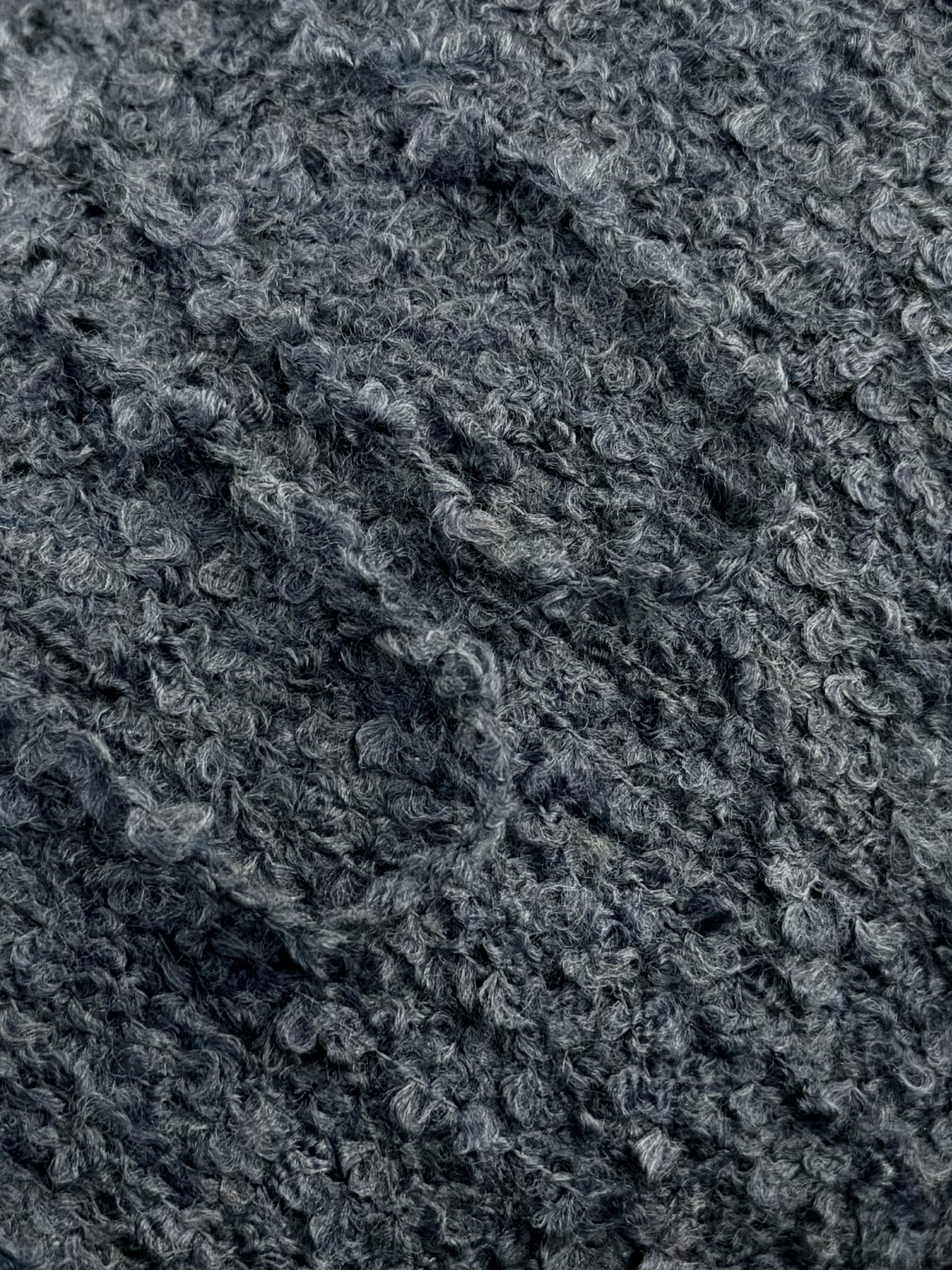 G&G Filati Bouclé 310m/100 g – Merinowolle & Seide Col. Anthrazit